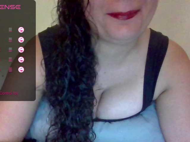 baby-is-bored live cam on BongaCams