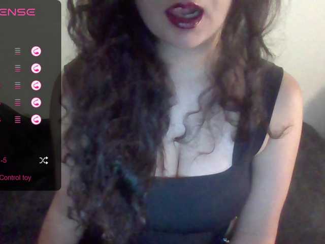 baby-is-bored live cam on BongaCams