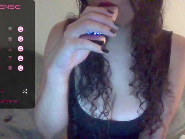 baby-is-bored live cam on BongaCams