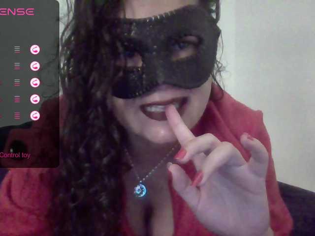 Baby-is-bored, 32 y/o - Live Cam on BongaCams