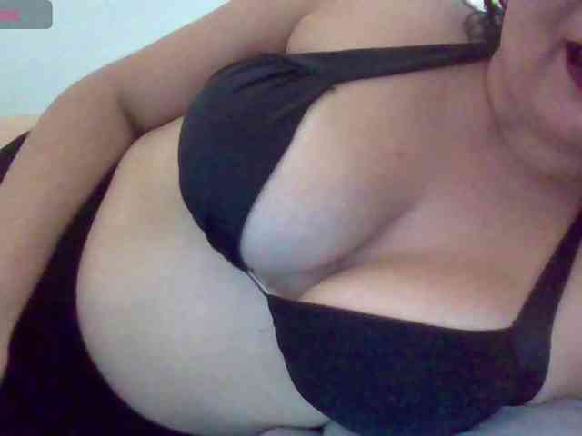 baby-is-bored webcam