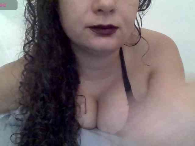 baby-is-bored webcam