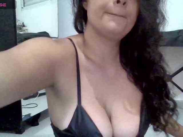 baby-is-bored webcam