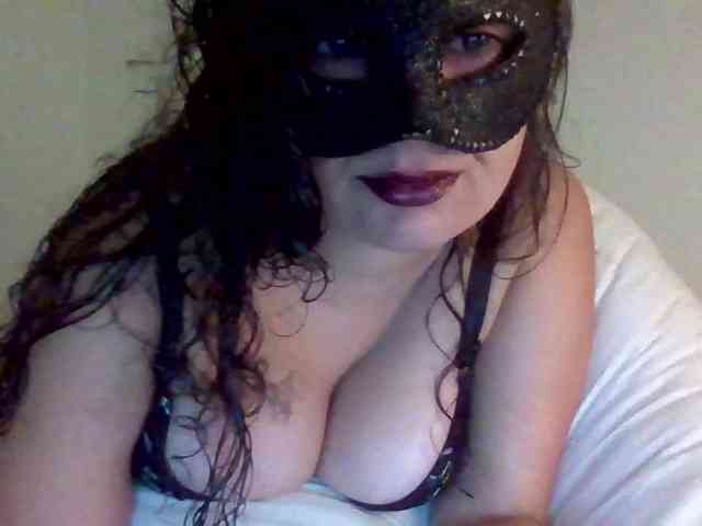 Este modelo está ao vivo agora. baby-is-bored