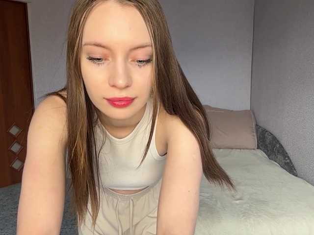  JohnnaRaid chat room