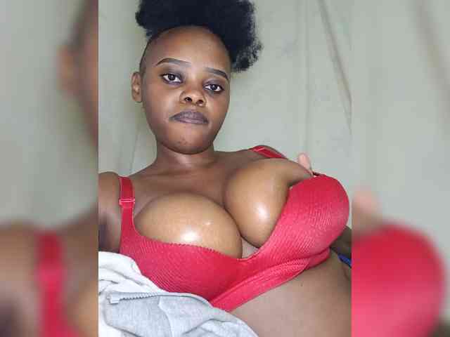 Kimmie11 Live Webcam on BongaCams