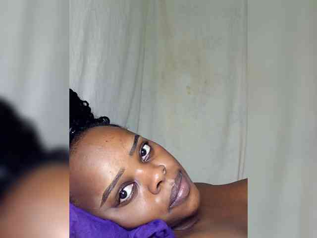 Kimmie11 Live Webcam on BongaCams