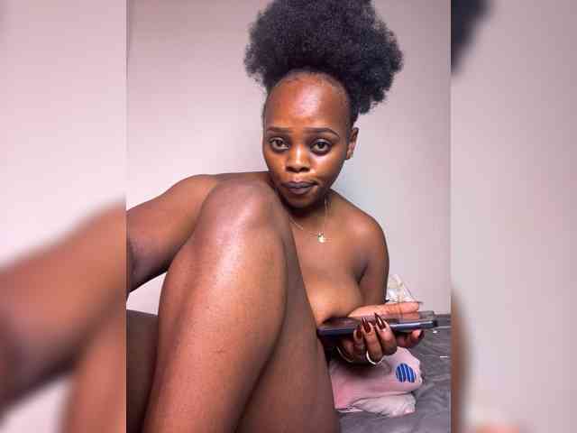 Kimmie11 webcam