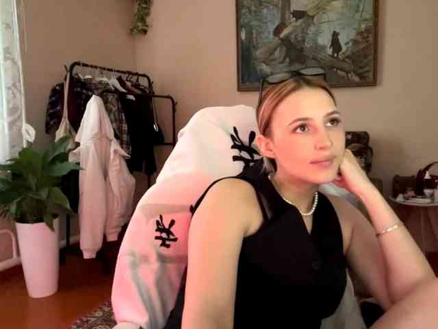 DewJenny webcam