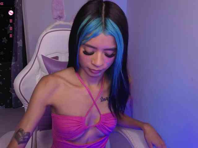 OnlyBabyJuliet webcam