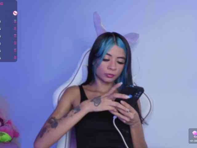 OnlyBabyJuliet webcam