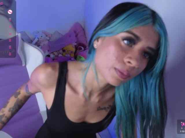 OnlyBabyJuliet webcam