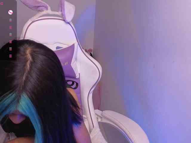 OnlyBabyJuliet Live Webcam on BongaCams