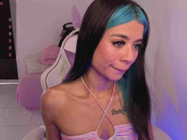 OnlyBabyJuliet webcam