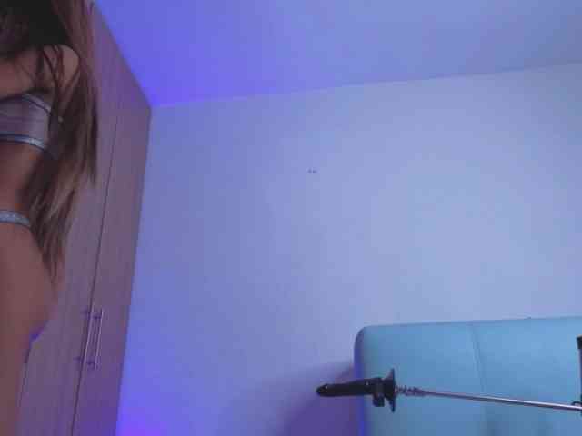OnlyBabyJuliet webcam