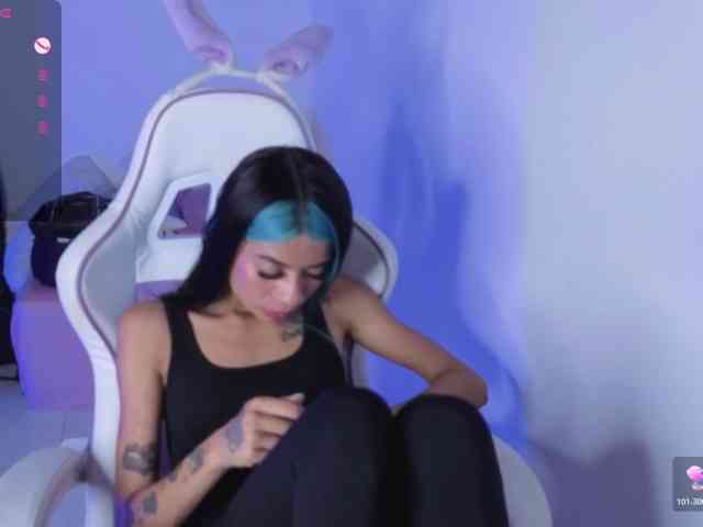 OnlyBabyJuliet webcam