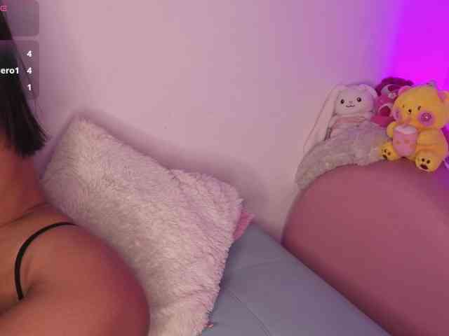 Модель: OnlyBabyJuliet