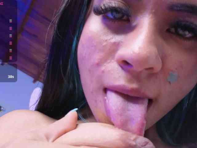 OnlyBabyJuliet webcam