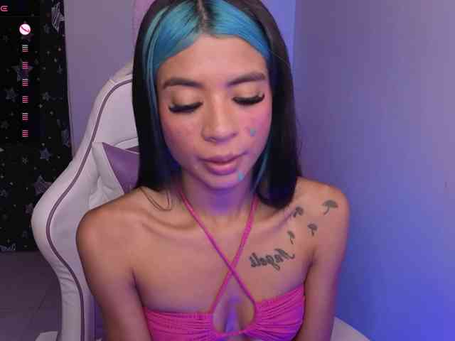 OnlyBabyJuliet webcam