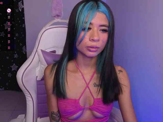 OnlyBabyJuliet webcam