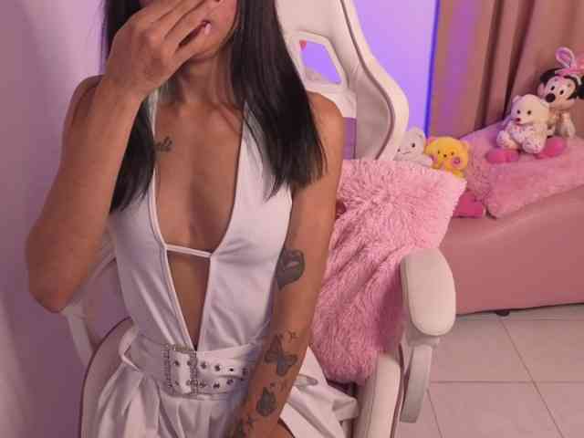 OnlyBabyJuliet webcam