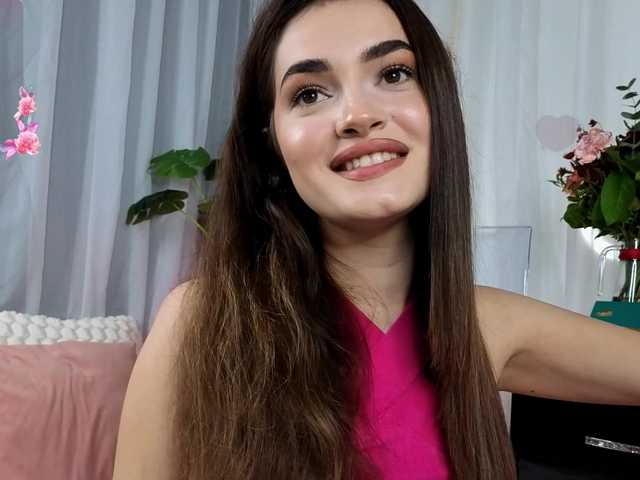 SweetAuraaa live cam on BongaCams
