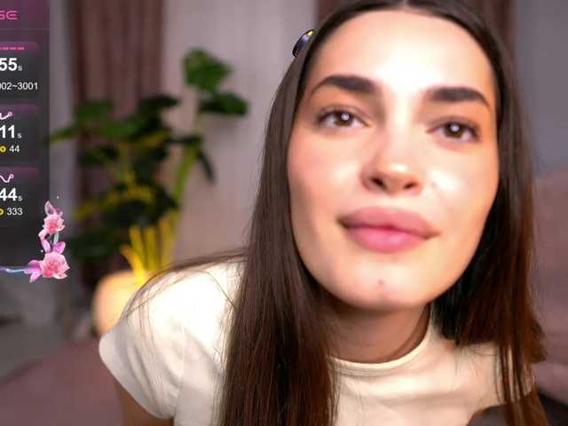 SweetAuraaa live cam on BongaCams