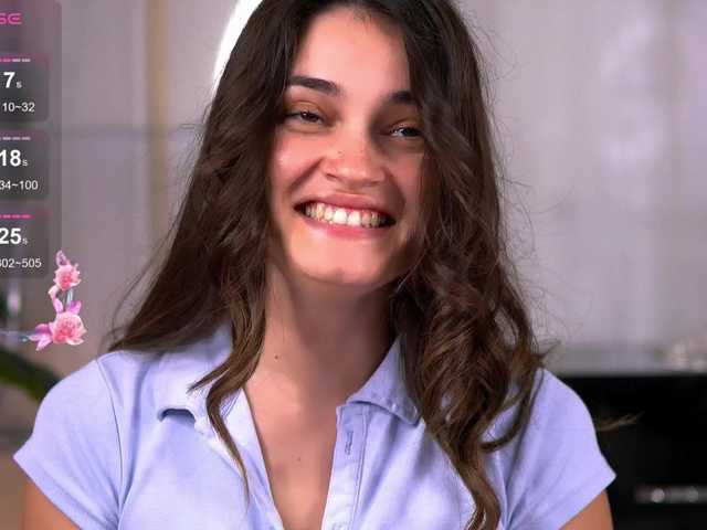 SweetAuraaa live cam on BongaCams