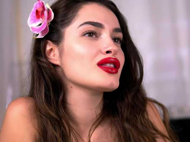 SweetAuraaa live cam on BongaCams