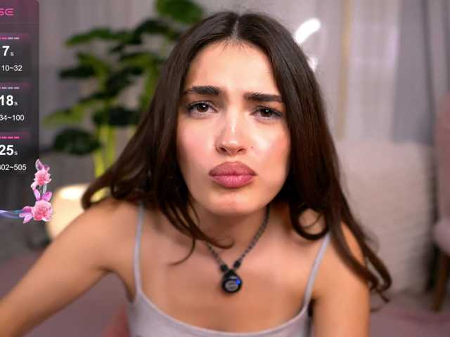 SweetAuraaa live cam on BongaCams