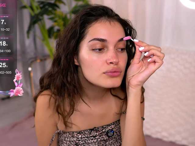 SweetAuraaa live cam on BongaCams