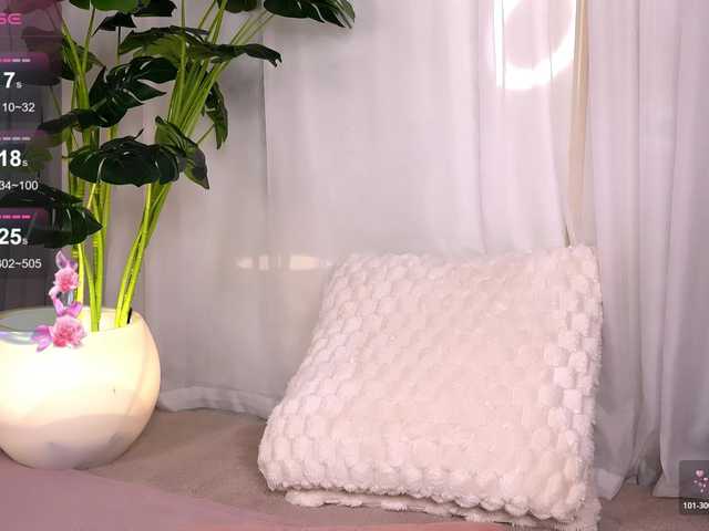SweetAuraaa live cam