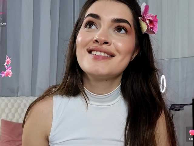 SweetAuraaa live cam on BongaCams