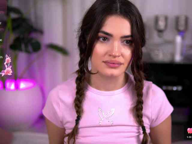 SweetAuraaa webcam