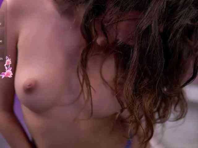 SweetAuraaa webcam
