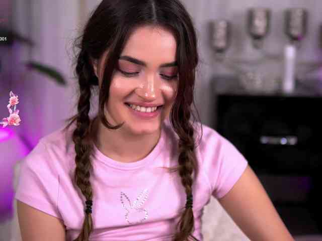 SweetAuraaa webcam