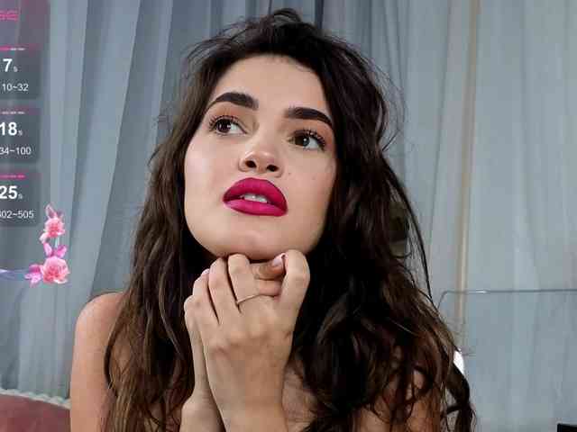 SweetAuraaa webcam