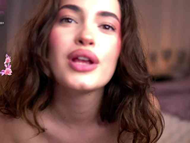 SweetAuraaa webcam