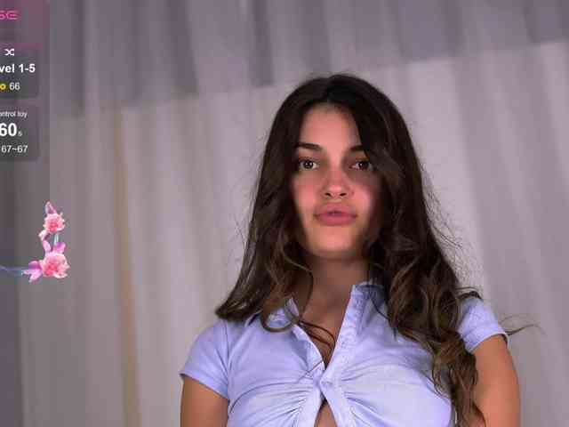 SweetAuraaa webcam