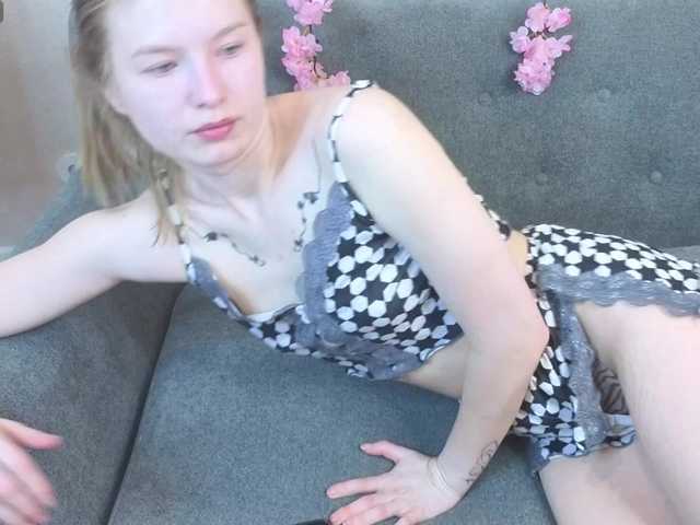  LisaHummi chat room