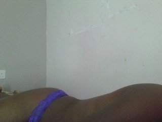 Cutecaramela's Live Webcam