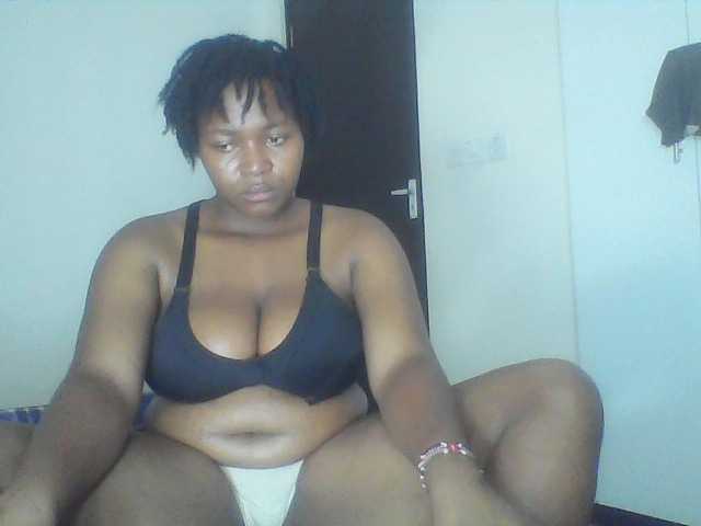 Cutecaramela live cam on UnifiedCams