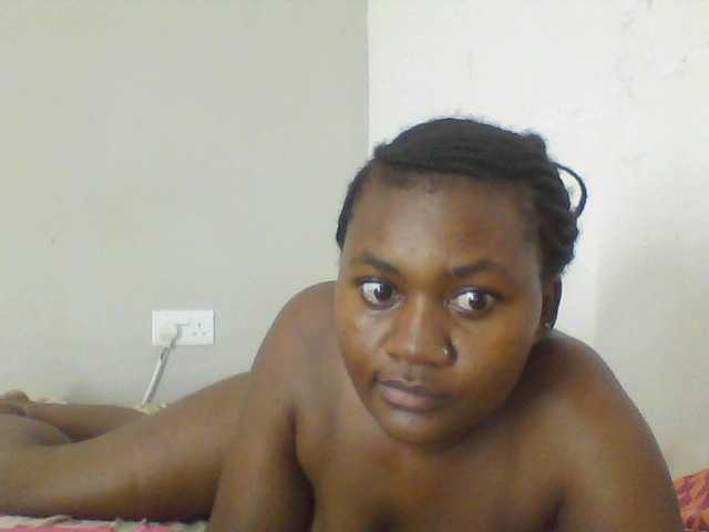 Cutecaramela's BongaCams show and profile