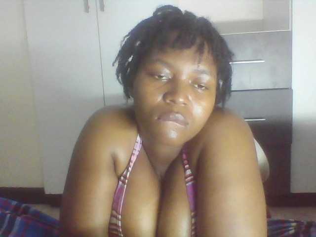 Cutecaramela live cam on UnifiedCams