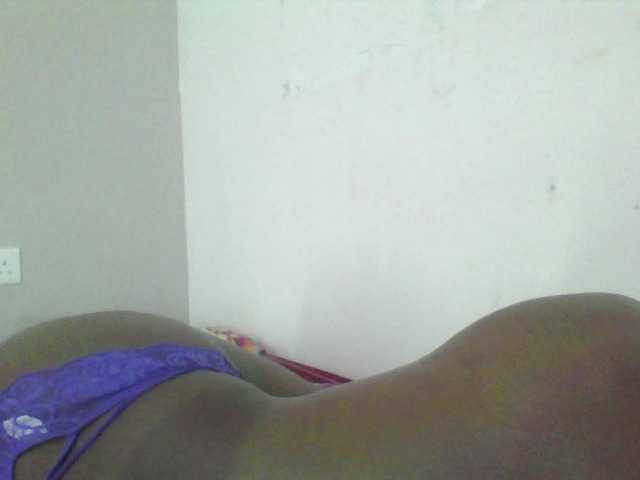 Cutecaramela's BongaCams show and profile