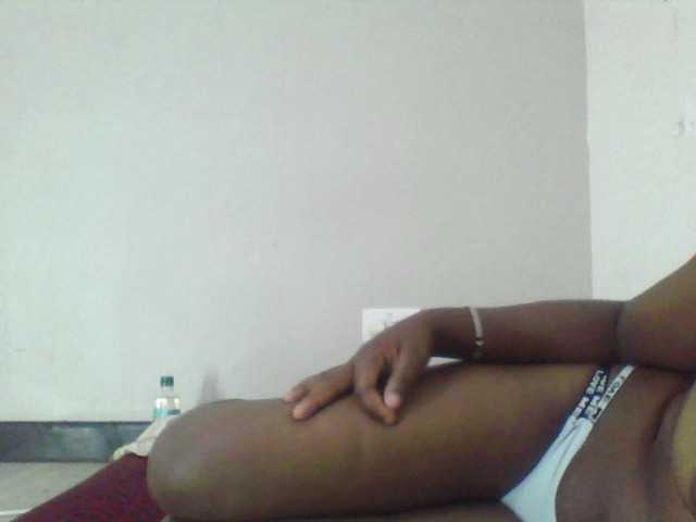 Cutecaramela's BongaCams show and profile