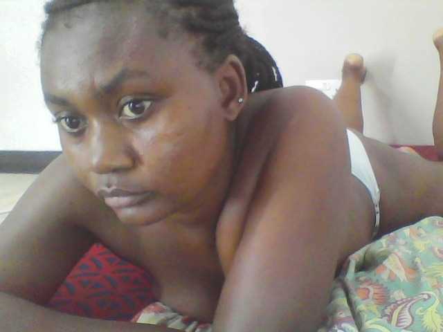 Cutecaramela's BongaCams show and profile