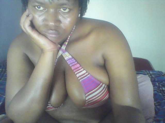 Cutecaramela live cam on UnifiedCams