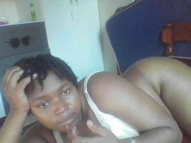 Cutecaramela webcam