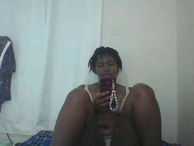 Cutecaramela webcam